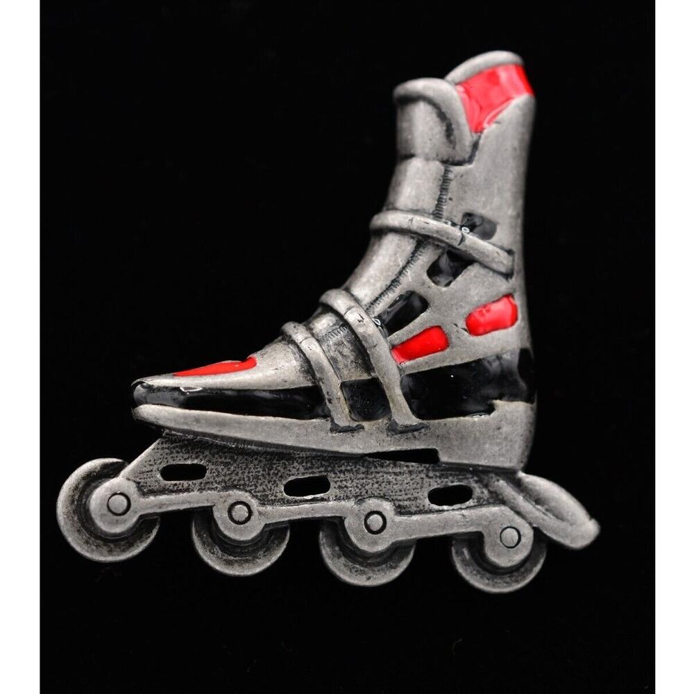 Danecraft Vintage Rollerblade Skate Rink Pin Brooch Beach Retro Signed BinA16